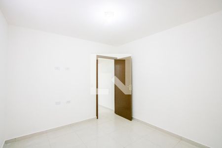 Sala/Quarto de casa para alugar com 1 quarto, 30m² em Jardim Aracy, Mauá