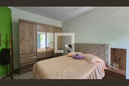 Suíte de casa à venda com 4 quartos, 240m² em Vila Claudio, Santo André