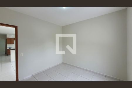 Casa para alugar com 2 quartos, 100m² em Jardim Paineira, Itaquaquecetuba