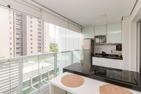 Varanda/ Cozinha de apartamento para alugar com 1 quarto, 33m² em Brooklin, São Paulo