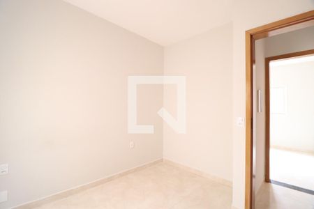 Apartamento para alugar com 2 quartos, 50m² em Jardim Inconfidência, Uberlândia