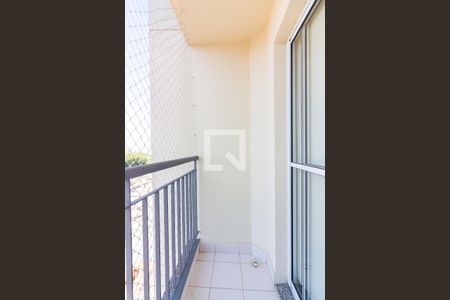 Sacada de apartamento à venda com 2 quartos, 52m² em Presidente Altino, Osasco