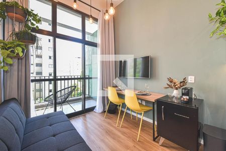 Sala - Cozinha Integrada de apartamento para alugar com 1 quarto, 35m² em Santo Amaro, São Paulo