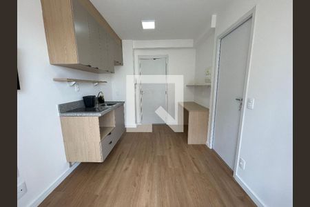 Sala/Cozinha de apartamento à venda com 1 quarto, 24m² em Vila Butantã, São Paulo