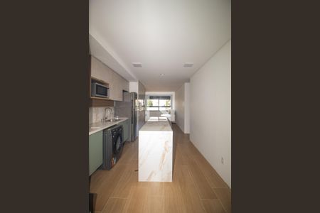 Sala/Cozinha de apartamento à venda com 2 quartos, 74m² em Cristal, Porto Alegre