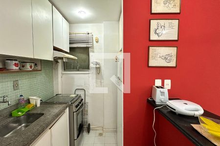 Apartamento à venda com 1 quarto, 32m² em Leme, Rio de Janeiro