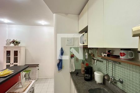 Apartamento à venda com 1 quarto, 32m² em Leme, Rio de Janeiro
