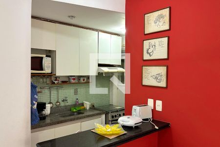 Apartamento à venda com 1 quarto, 32m² em Leme, Rio de Janeiro