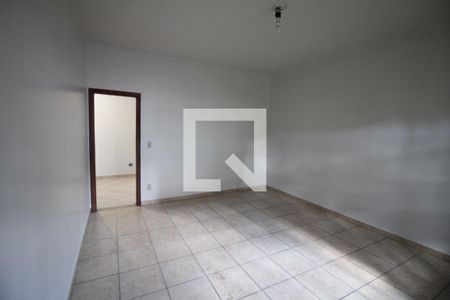 Quarto 2 de casa para alugar com 5 quartos, 180m² em Santa Helena, Belo Horizonte