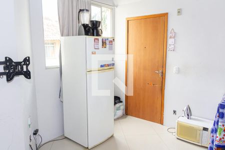 Sala de apartamento para alugar com 2 quartos, 46m² em Cosmos, Rio de Janeiro