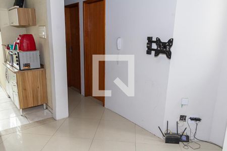 Sala de apartamento para alugar com 2 quartos, 46m² em Cosmos, Rio de Janeiro