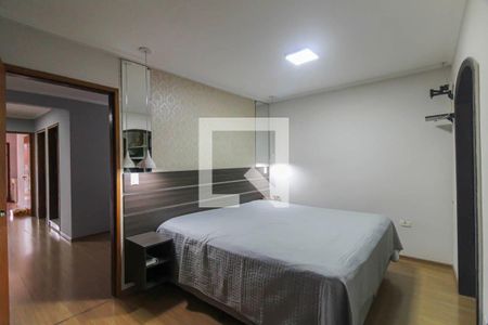 Casa à venda com 3 quartos, 180m² em Vila Cleonice, São Paulo