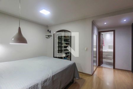 Casa à venda com 3 quartos, 180m² em Vila Cleonice, São Paulo