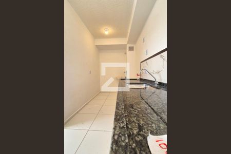 Cozinha  de apartamento à venda com 2 quartos, 37m² em Parque Universitario de Viracopos, Campinas