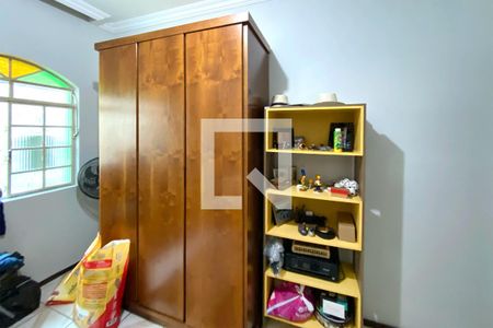 Casa à venda com 3 quartos, 360m² em Fernão Dias, Belo Horizonte