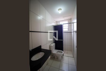 Banheiro da Suíte de apartamento para alugar com 2 quartos, 51m² em Jardim Tatiana, Votorantim