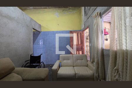 Sala de casa à venda com 3 quartos, 220m² em Vila Inglesa, São Paulo