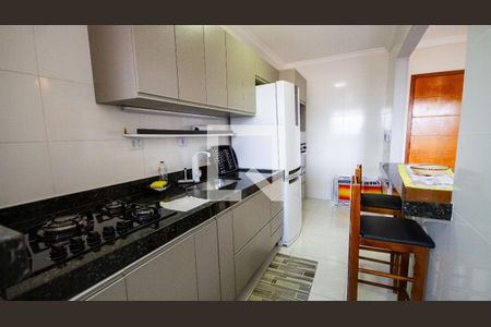 Cozinha de apartamento para alugar com 2 quartos, 64m² em Aviação, Praia Grande