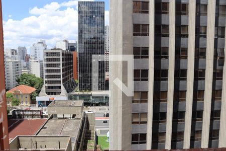 Vista da Sala de apartamento à venda com 3 quartos, 200m² em Bela Vista, São Paulo