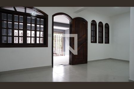 Sala de casa à venda com 3 quartos, 120m² em Picanço, Guarulhos