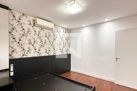 Quarto 1 de casa de condomínio para alugar com 3 quartos, 241m² em Dos Casa, São Bernardo do Campo