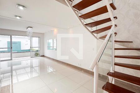 Sala de casa de condomínio para alugar com 3 quartos, 241m² em Dos Casa, São Bernardo do Campo