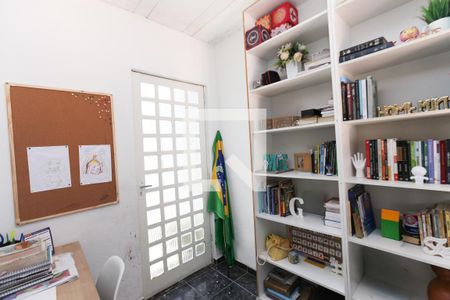 Casa para alugar com 3 quartos, 170m² em Teixeira Dias, Belo Horizonte