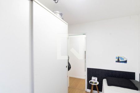 Quarto 1 de apartamento para alugar com 2 quartos, 42m² em Guaratiba, Rio de Janeiro
