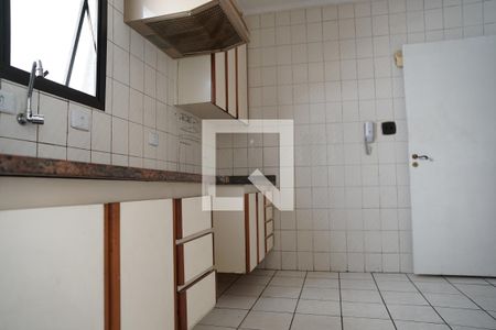 Cozinha de apartamento à venda com 2 quartos, 79m² em Jardim Zaira, Guarulhos
