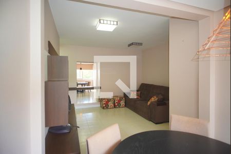 Sala de apartamento para alugar com 2 quartos, 70m² em Chácara das Pedras, Porto Alegre