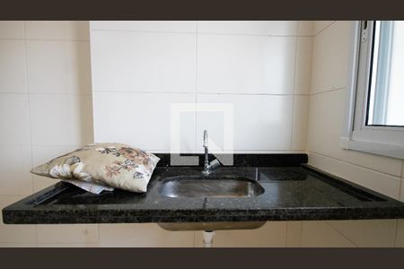 Cozinha de apartamento para alugar com 1 quarto, 30m² em Vilamar, Praia Grande