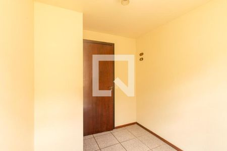 Quarto 2 de apartamento para alugar com 2 quartos, 48m² em Uberaba, Curitiba
