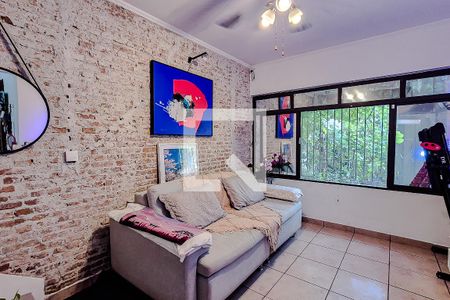 Casa à venda com 4 quartos, 250m² em Cursino, São Paulo