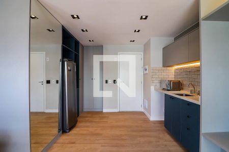 Cozinha de apartamento para alugar com 1 quarto, 30m² em Butantã, São Paulo
