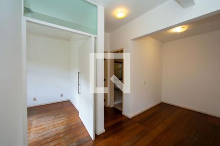 CIRCULACAO de apartamento à venda com 3 quartos, 110m² em Serra, Belo Horizonte