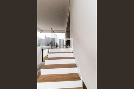 Escada de apartamento à venda com 3 quartos, 355m² em Colinas da Anhanguera, Santana de Parnaíba