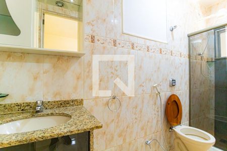 Banheiro de casa para alugar com 2 quartos, 100m² em Inhaúma, Rio de Janeiro