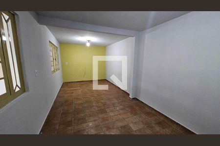 Sala de casa para alugar com 3 quartos, 200m² em Setor Faicalville, Goiânia