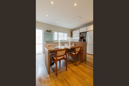 Sala e Cozinha  de casa à venda com 3 quartos, 165m² em Vila Ré, São Paulo