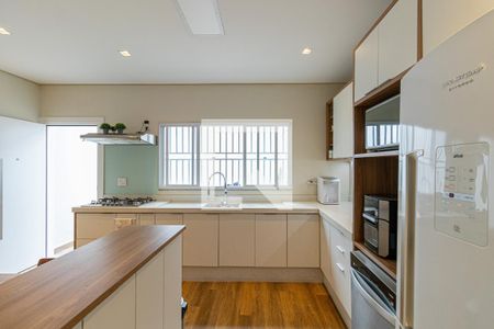 Sala e Cozinha  de casa à venda com 3 quartos, 165m² em Vila Ré, São Paulo