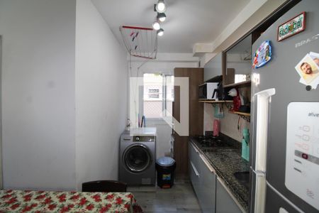 Sala / Cozinha de apartamento à venda com 2 quartos, 38m² em Santana, São Paulo