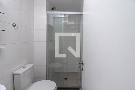 banheiro social_2 de apartamento para alugar com 1 quarto, 24m² em Jardim Santa Emilia, São Paulo