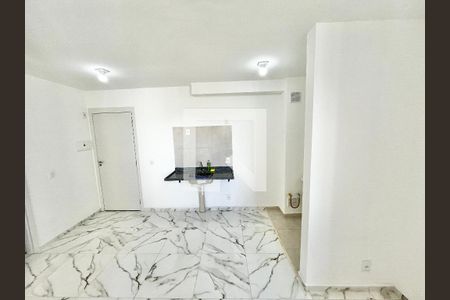 Sala/Cozinha de apartamento para alugar com 2 quartos, 35m² em Vila Hebe, São Paulo