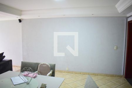 Sala de casa para alugar com 2 quartos, 325m² em Jardim Antartica, Ribeirão Preto