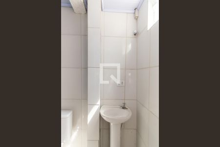 Banheiro de casa para alugar com 1 quarto, 40m² em Vila Bancaria, São Paulo