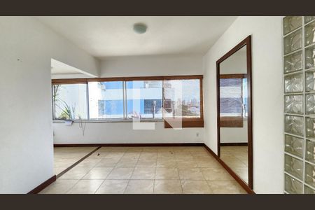 Sala de apartamento para alugar com 2 quartos, 85m² em Graça, Salvador