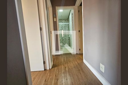 Corredor de casa à venda com 3 quartos, 150m² em Vila Cordeiro, São Paulo