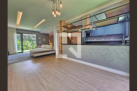 Sala/Cozinha de casa à venda com 3 quartos, 150m² em Vila Cordeiro, São Paulo