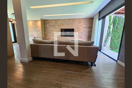 Sala de casa à venda com 3 quartos, 150m² em Vila Cordeiro, São Paulo