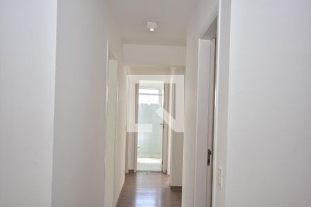 Corredor de apartamento para alugar com 3 quartos, 104m² em Parque Reboucas, São Paulo